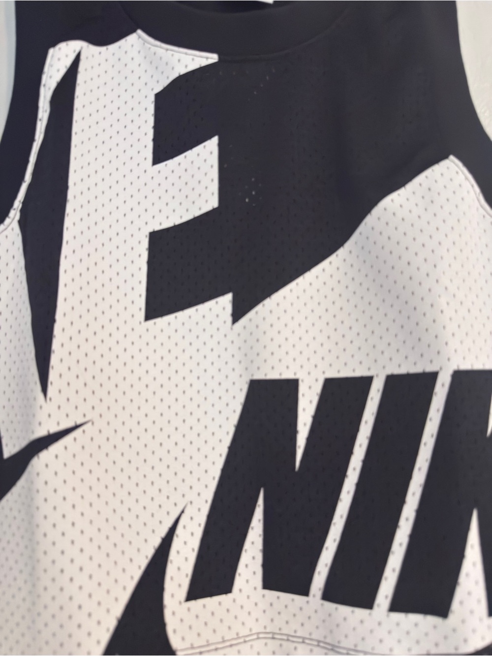 Nike Air Mesh Crop Tank Top | Women’s Small | NWT | Black & White Logo Graphic S - Picture 4 of 7